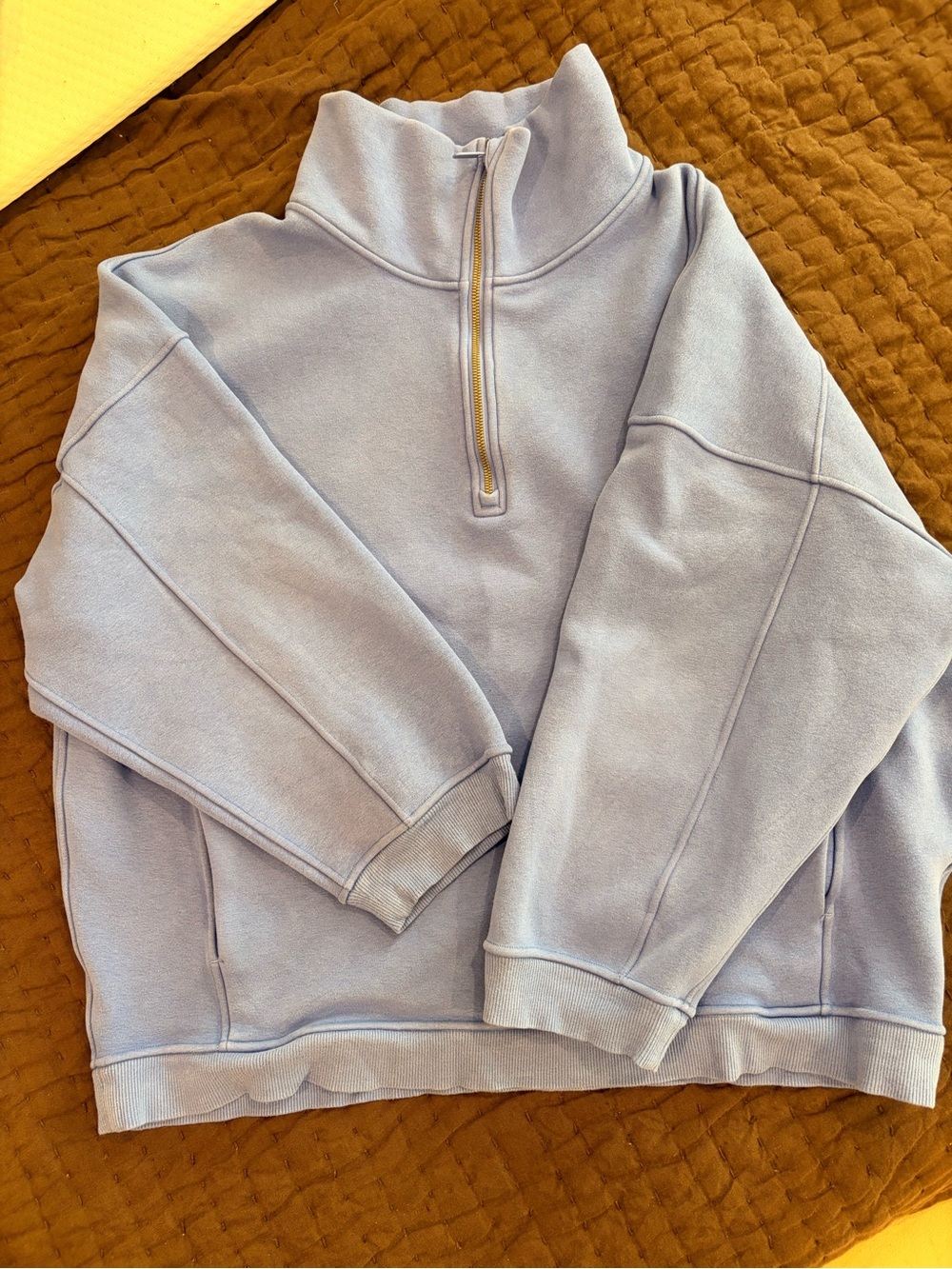 Women’s Periwinkle Quarter-Zip Lululemon Pullover Sweatshirt